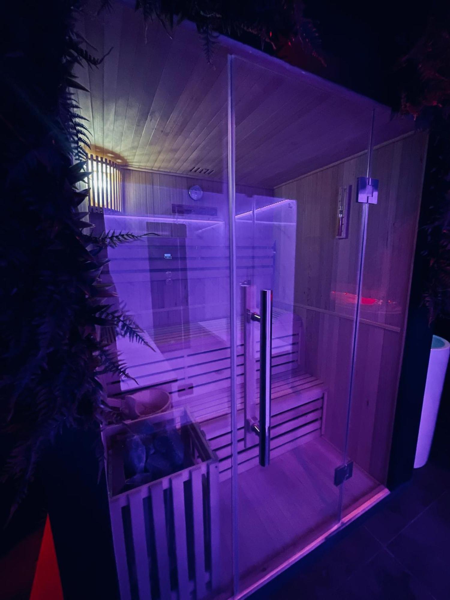 Love Room - Espace Bien Etre L'Osmose Wimereux Exterior photo